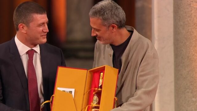 Andrea Bajani Premio Strega 2025 L'Anniversario