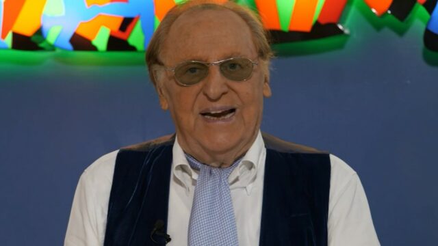 Cari amici vicini e lontani Rai 3 Renzo Arbore