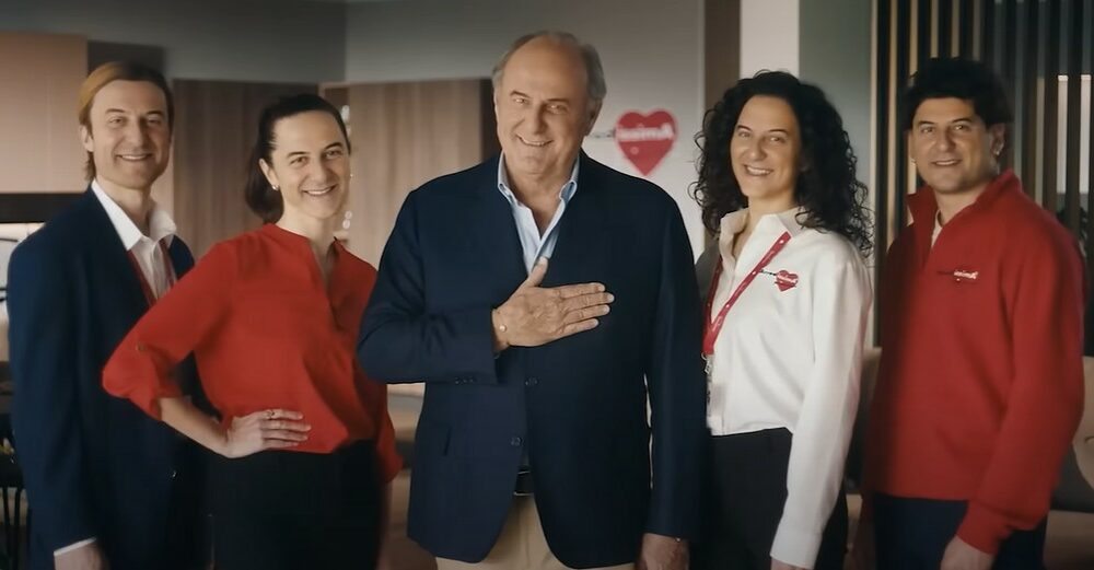 Pubblicità Arredissima Gerry Scotti