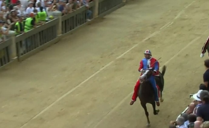Palio di Siena 2025 corsa 16 agosto La7