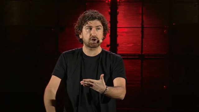 Alessandro Siani Off Line NOVE temi