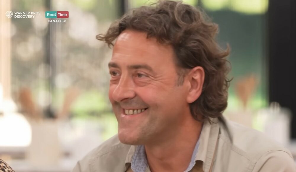 Bake Off Italia 26 settembre Gianluca grembiule blu