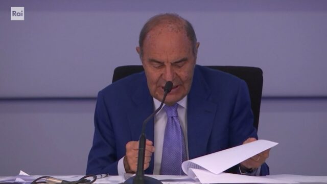 Porta a Porta Cinque Minuti 2025 conferenza stampa ospiti