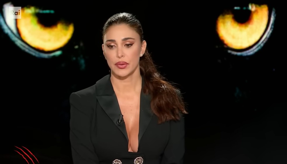 Belen Rodriguez sovraesposizione