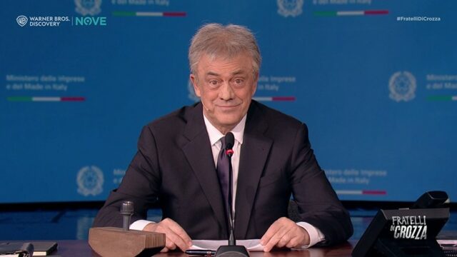 Fratelli di Crozza diretta 21 novembre Adolfo Urso