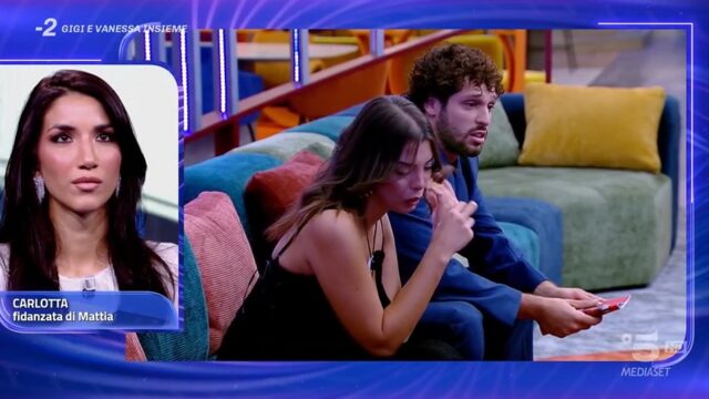 Grande Fratello diretta 17 novembre Carlotta Grazia Mattia Grande Fratello diretta 17 novembre Carlotta Grazia Mattia