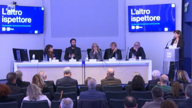 L'Altro ispettore conferenza stampa diretta cosa è successo
