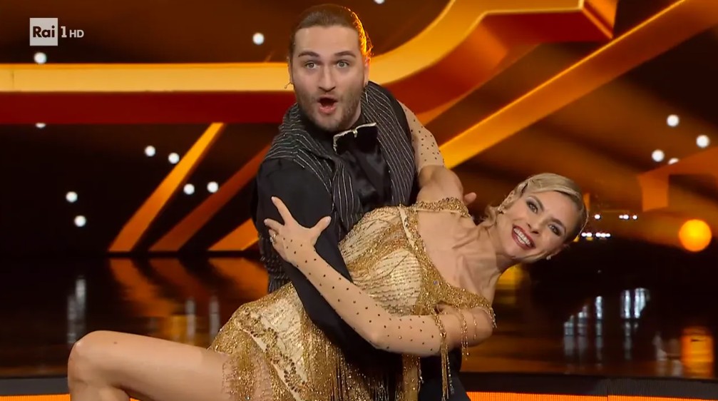 Ballando con le stelle diretta 6 dicembre classifica