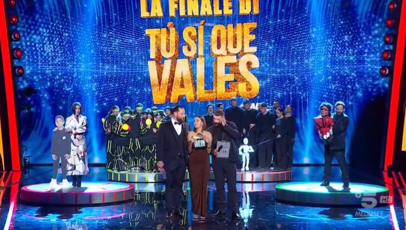 Kay La Ferrera Tu Si Que Vales