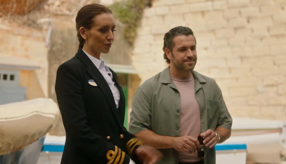 Crociera con Delitto La Rochelle trama