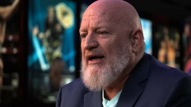 WWE La storia dietro le quinte trama WWE La storia dietro le quinte trama