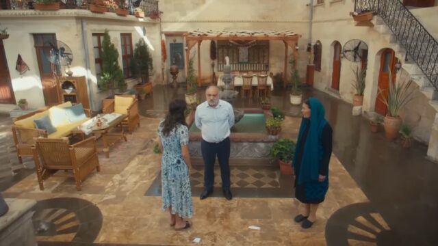 Melek Il coraggio di una madre Faccia a faccia Melek Il coraggio di una madre Faccia a faccia