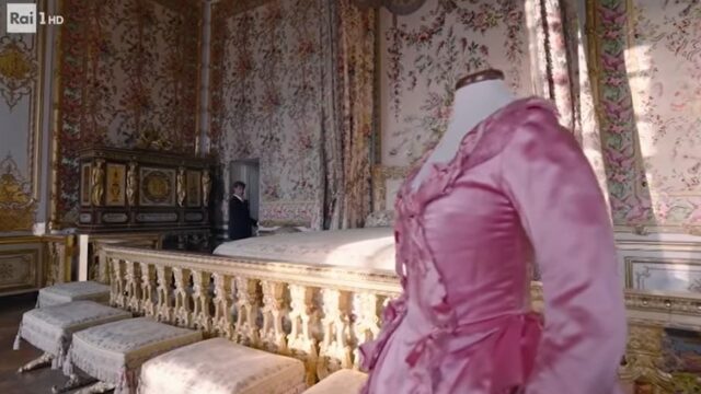 Versailles In piano sequenza Alberto Angela Versailles In piano sequenza Alberto Angela