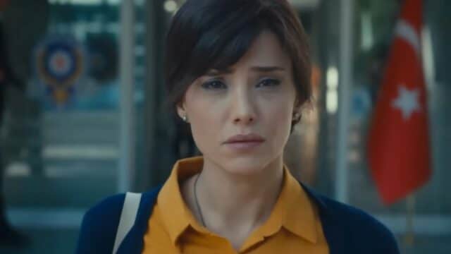 Melek Il coraggio di una madre Gioia e tensioni Melek Il coraggio di una madre Gioia e tensioni